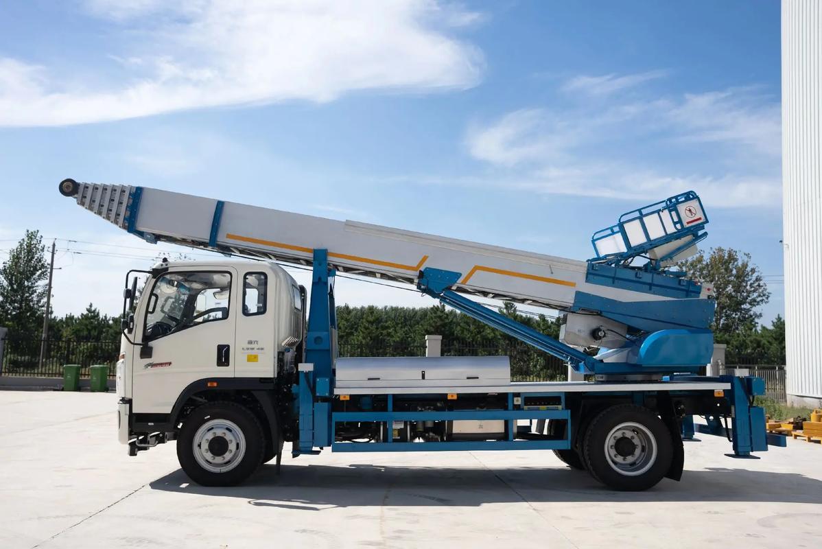 红毛镇云梯上料车租赁费用