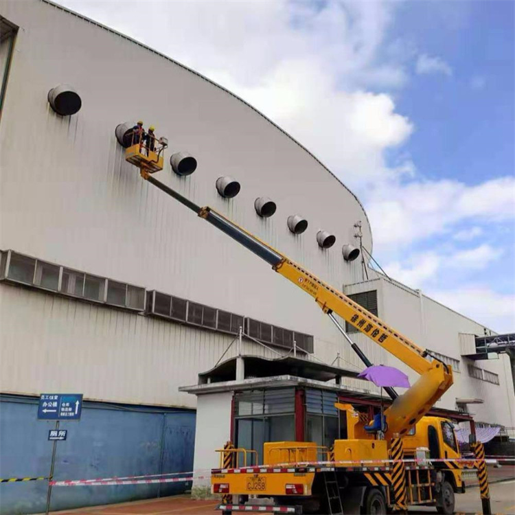 红毛镇高空作业车出租服务：专业广告牌安装解决方案